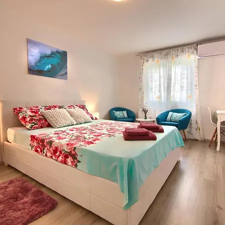 Mila Apartament *